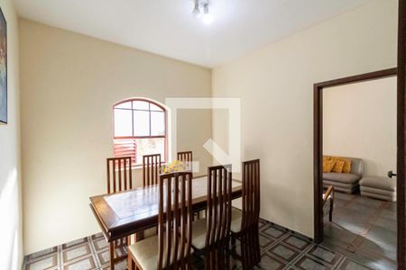 Sala 2 de casa à venda com 3 quartos, 210m² em Santa Branca, Belo Horizonte