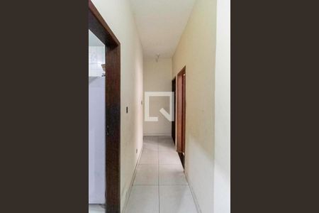 Corredor de casa à venda com 3 quartos, 210m² em Santa Branca, Belo Horizonte