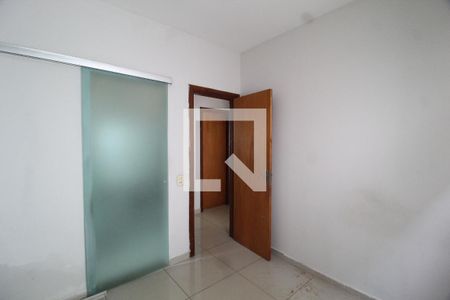 Quarto 1 - Suíte de casa para alugar com 4 quartos, 139m² em Granada, Uberlândia