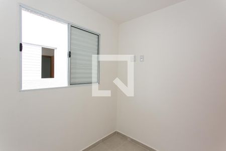 Quarto 2 de apartamento para alugar com 2 quartos, 27m² em Penha de França, São Paulo