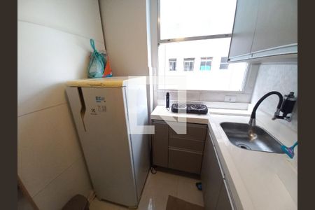 Cozinha de apartamento para alugar com 1 quarto, 30m² em Centro, São Vicente