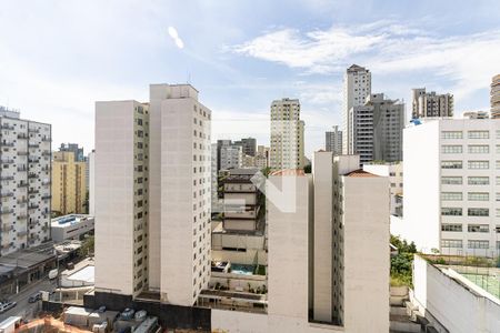 Vista do Quarto 1 de apartamento para alugar com 2 quartos, 45m² em Aclimação, São Paulo