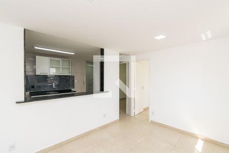 Sala de casa para alugar com 2 quartos, 50m² em Penha Circular, Rio de Janeiro