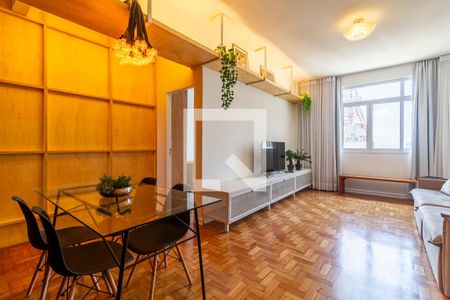 Sala de apartamento para alugar com 2 quartos, 75m² em Bela Vista, São Paulo