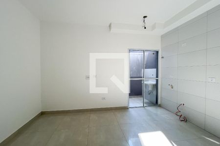 Sala/Cozinha de apartamento para alugar com 1 quarto, 52m² em Vila Mangalot, São Paulo