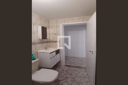 Banheiro de apartamento para alugar com 1 quarto, 46m² em Kobrasol, São José