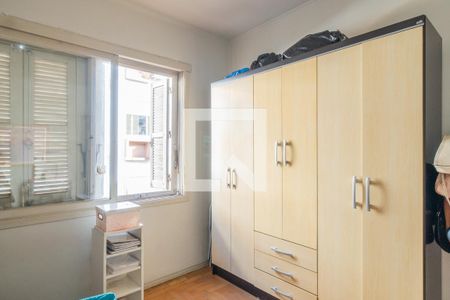 Quarto 1 de apartamento à venda com 3 quartos, 87m² em Medianeira, Porto Alegre