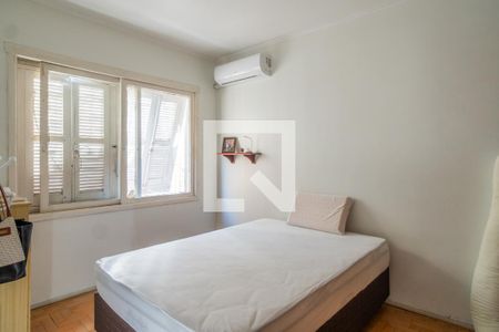 Quarto 2 de apartamento à venda com 3 quartos, 87m² em Medianeira, Porto Alegre