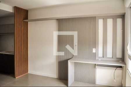 Quarto e sala de kitnet/studio à venda com 1 quarto, 27m² em Partenon, Porto Alegre