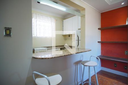 Cozinha de apartamento à venda com 1 quarto, 40m² em Jardim São Pedro, Porto Alegre