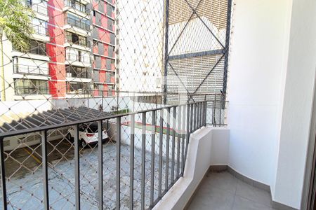 Varanda da Sala de apartamento à venda com 3 quartos, 84m² em Vila Olímpia, São Paulo