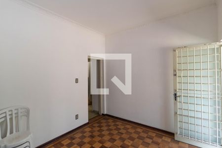 Sala 01 de casa para alugar com 3 quartos, 300m² em Vila Jequitibas, Campinas