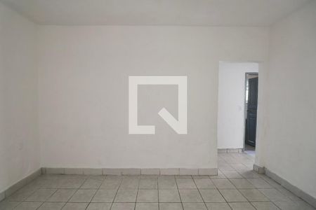 Sala de casa para alugar com 2 quartos, 70m² em Vila Santa Rosa, Guarujá