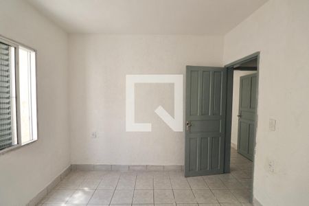 Quarto de casa para alugar com 2 quartos, 70m² em Vila Santa Rosa, Guarujá