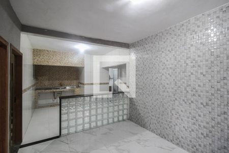 Sala de casa para alugar com 2 quartos, 90m² em Jardim Iguaçu, Nova Iguaçu