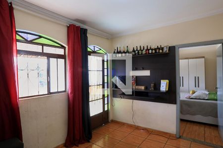 Sala de casa à venda com 2 quartos, 62m² em Maria Virgínia, Belo Horizonte