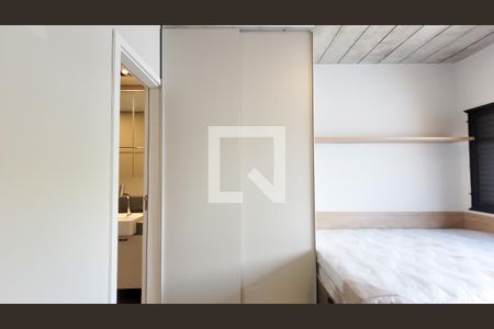 Sala / Quarto de kitnet/studio para alugar com 1 quarto, 17m² em Cidade Universitária, Campinas