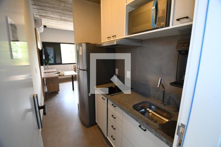 Cozinha de kitnet/studio para alugar com 1 quarto, 17m² em Cidade Universitária, Campinas