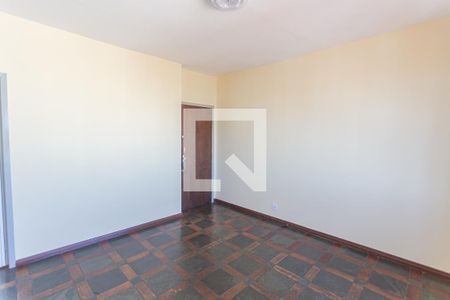 Sala de apartamento à venda com 2 quartos, 58m² em Santa Efigênia, Belo Horizonte