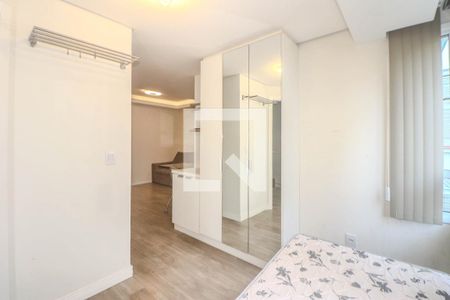 Sala - Ambiente 2 de apartamento para alugar com 1 quarto, 45m² em Independência, Porto Alegre