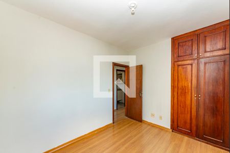 Quarto 1 de apartamento para alugar com 3 quartos, 90m² em Gutierrez, Belo Horizonte