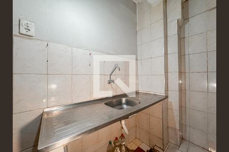 Cozinha de apartamento para alugar com 1 quarto, 33m² em Liberdade, São Paulo