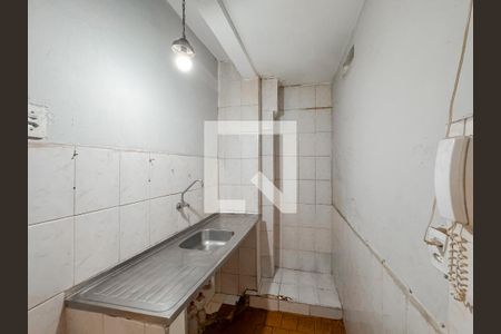 Cozinha de apartamento para alugar com 1 quarto, 33m² em Liberdade, São Paulo