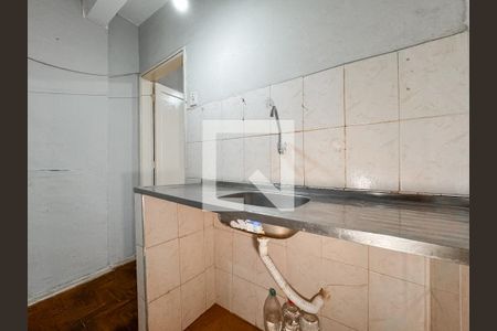 Cozinha de apartamento para alugar com 1 quarto, 33m² em Liberdade, São Paulo