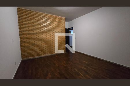 Quarto 1 de casa à venda com 3 quartos, 232m² em Braúnas, Belo Horizonte