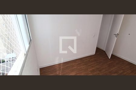 Quarto 2 de apartamento para alugar com 2 quartos, 44m² em Jardim Maria Duarte, São Paulo