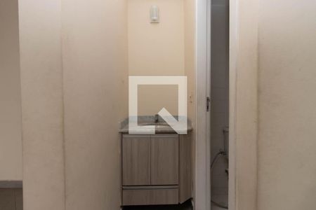 Banheiro Social de apartamento para alugar com 2 quartos, 55m² em Parque Novo Mundo, São Paulo