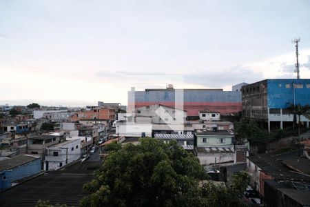 Vista Sala/Cozinha de casa à venda com 2 quartos, 104m² em Artur Alvim, São Paulo