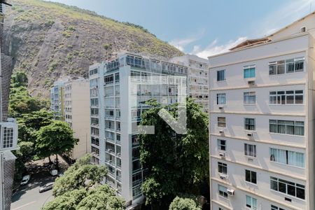 Vista da Sala de apartamento para alugar com 3 quartos, 106m² em Copacabana, Rio de Janeiro