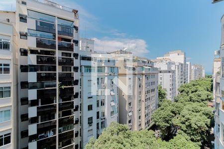 Vista da Sala de apartamento para alugar com 3 quartos, 106m² em Copacabana, Rio de Janeiro