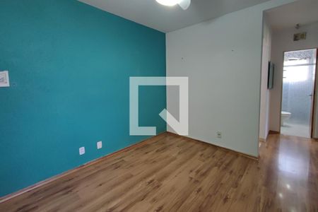 Sala de apartamento para alugar com 2 quartos, 49m² em Parque São Jorge, Campinas