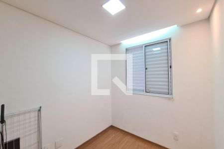 Quarto 1 de apartamento para alugar com 2 quartos, 43m² em Cidade São Mateus, São Paulo