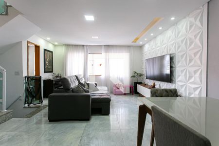 Sala de casa para alugar com 3 quartos, 152m² em Vila Antonina, São Paulo