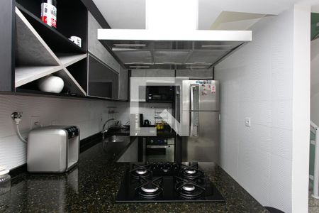 Cozinha de casa para alugar com 3 quartos, 152m² em Vila Antonina, São Paulo