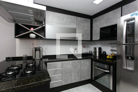 Cozinha de casa para alugar com 3 quartos, 152m² em Vila Antonina, São Paulo