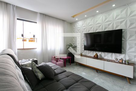 Sala de casa para alugar com 3 quartos, 152m² em Vila Antonina, São Paulo