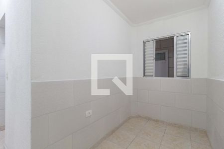 Sala de casa para alugar com 1 quarto, 40m² em Vila Bertioga, São Paulo