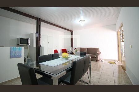 Sala de casa à venda com 7 quartos, 450m² em Sapopemba, São Paulo