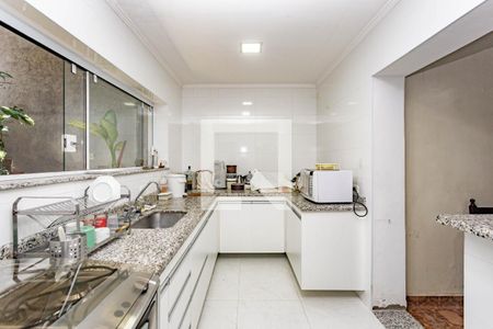 Cozinha de casa à venda com 3 quartos, 200m² em Parque Fongaro, São Paulo