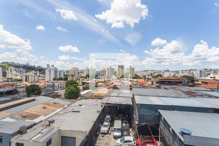 Vista da Suíte de apartamento para alugar com 2 quartos, 64m² em Ipiranga, Belo Horizonte