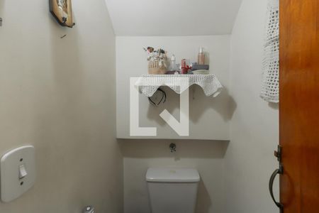 Lavabo de casa de condomínio para alugar com 2 quartos, 60m² em Parque Boturussu, São Paulo