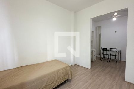 Sala/Quarto de apartamento à venda com 1 quarto, 48m² em Flamengo, Rio de Janeiro