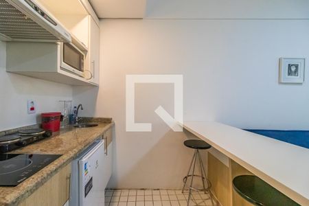 Cozinha de kitnet/studio à venda com 1 quarto, 36m² em Alphaville Industrial, Barueri