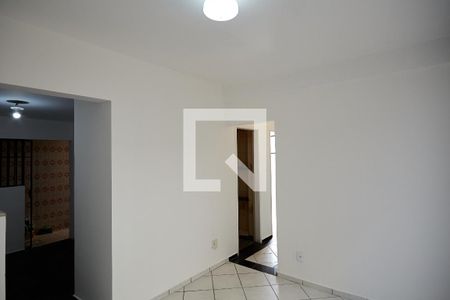 Sala de apartamento para alugar com 2 quartos, 70m² em Esplanada, Belo Horizonte