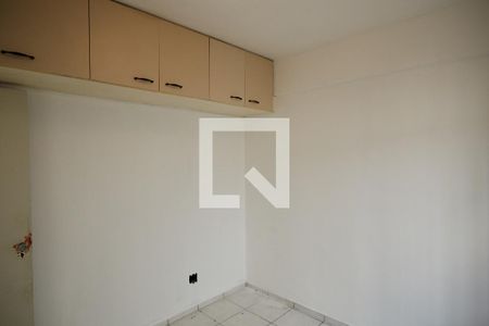 Quarto 2 de apartamento para alugar com 2 quartos, 70m² em Esplanada, Belo Horizonte