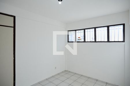 Quarto 1 de apartamento para alugar com 2 quartos, 70m² em Esplanada, Belo Horizonte